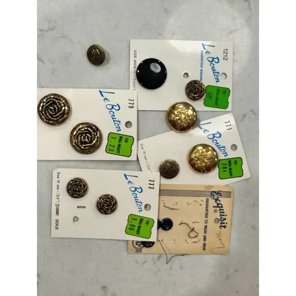 Vintage Sewing Basket Kit Wicker Box w Supplies Needles Thread Buttons Crochet - Picture 6 of 10